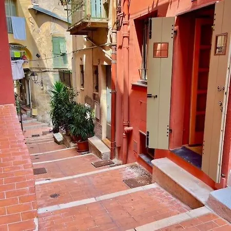 Charmants 2 Pieces, Vielle Ville Menton Exterior photo